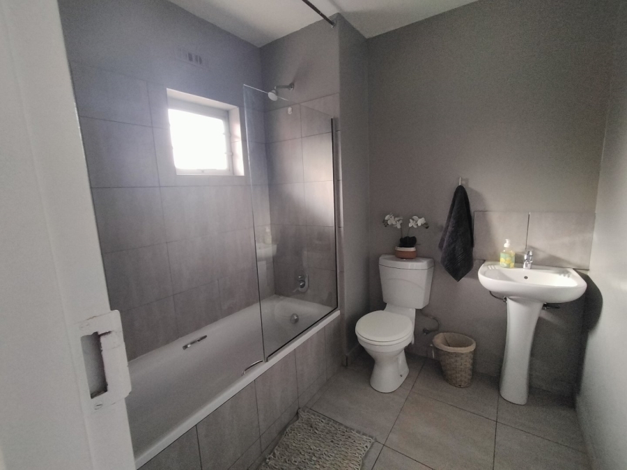 2 Bedroom Property for Sale in Raceway Free State